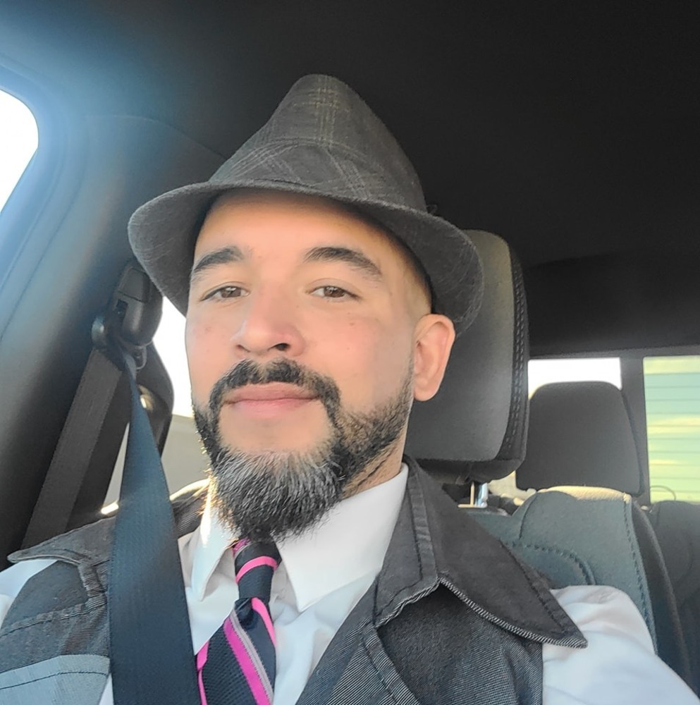 Meet your Posher, Gabriel